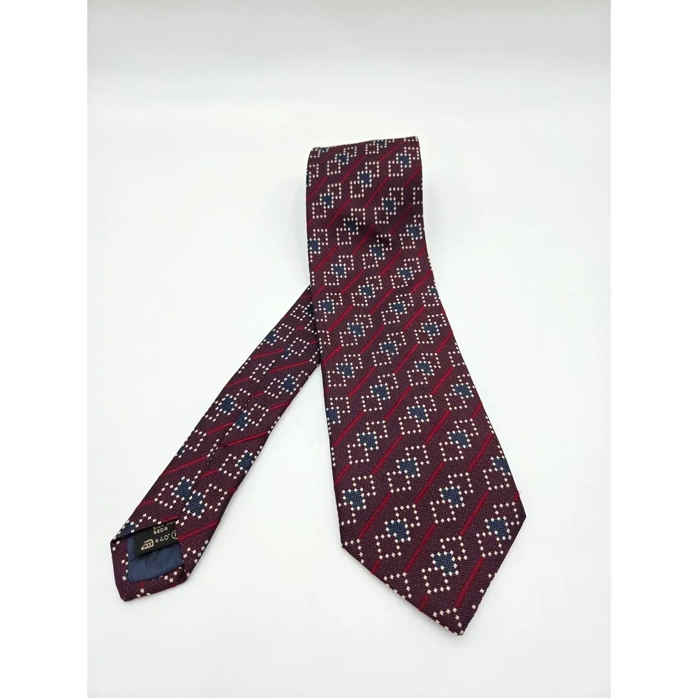 Ermenegildo Zegna Silk Tie Burgundy Geometric Diagonal Stripe Italy 3.5